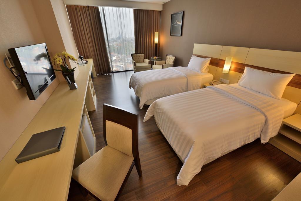 Hotel California Bandung Room photo
